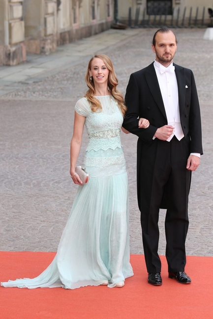 瑞典皇室婚礼上的51件绝美礼服