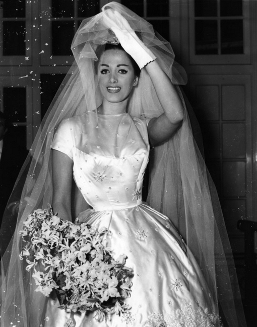 34件穿越年代的惊艳婚纱