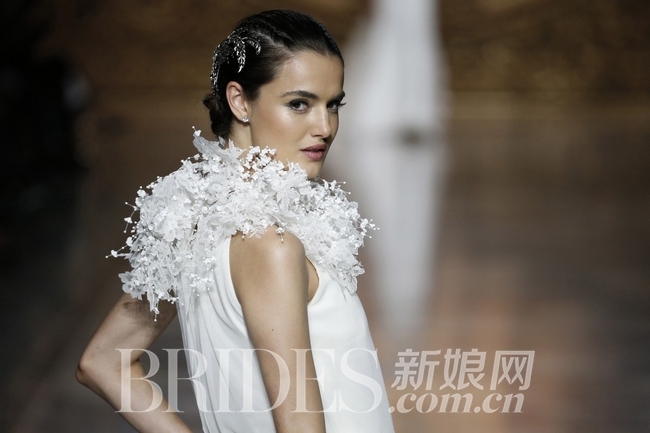 巴塞罗那婚纱周：Pronovias 2016 SPRING