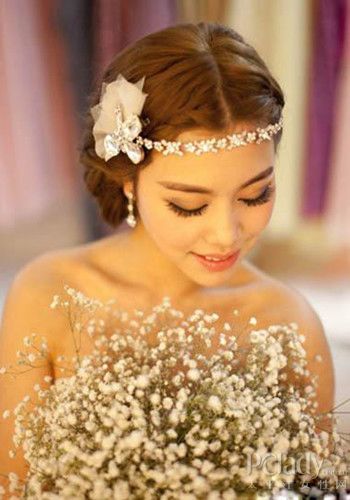 中式婚礼新娘发型 不一样的唯美温婉