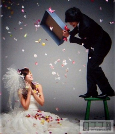 韩国综艺《我们结婚吧》几对假想夫妻的百日结婚照